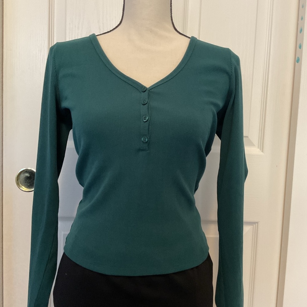 Hollister Teal Long Sleeve V-Neck Top